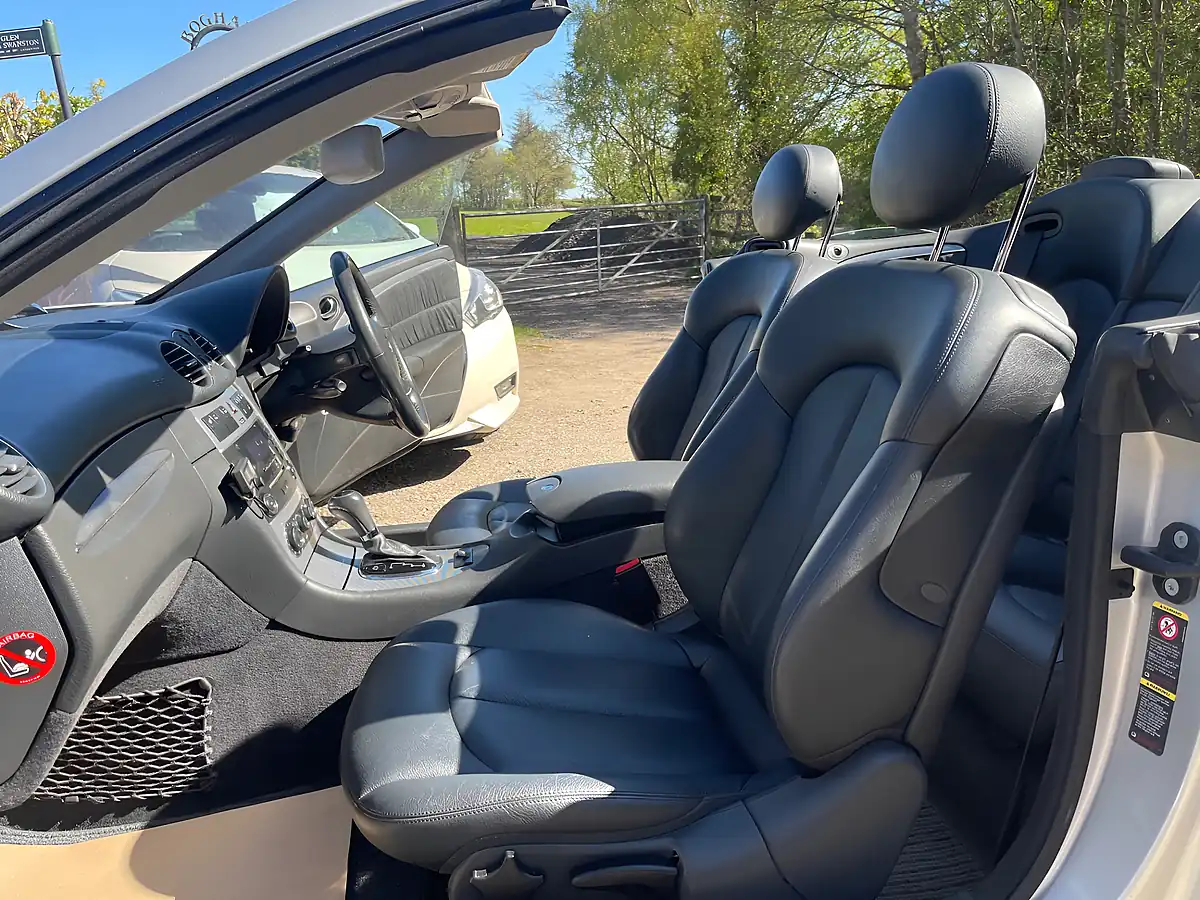 Used 2005 Mercedes-Benz Clk Avantgarde Silver - Interior and Exterior details 20