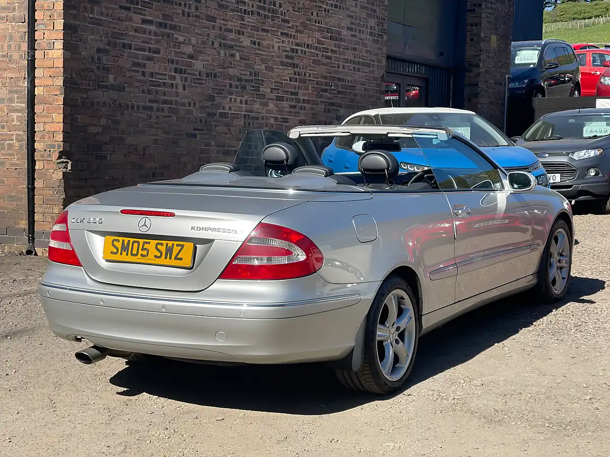 Used 2005 Mercedes-Benz Clk Avantgarde Silver - Interior and Exterior details 6