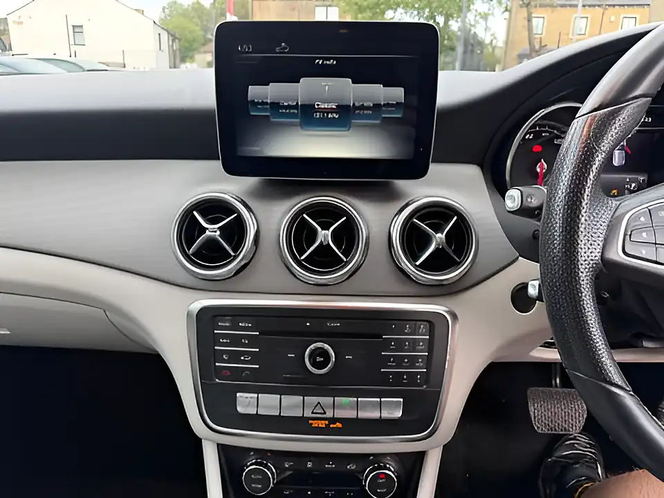 Used 2005 Mercedes-Benz Gla Sport Premium Cavansite Blue - Interior and Exterior details 15