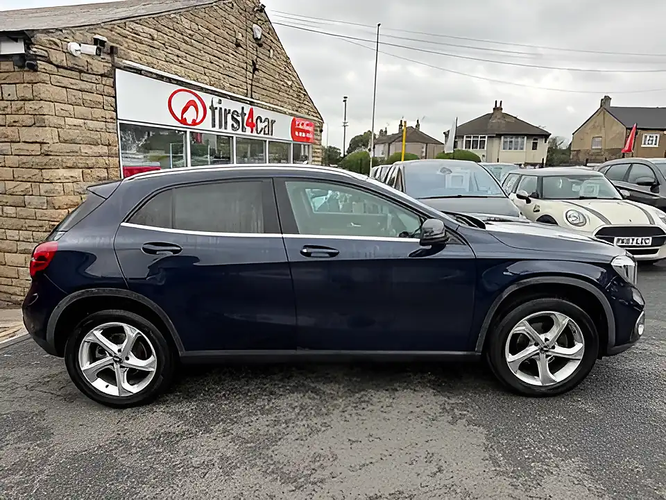 Used 2005 Mercedes-Benz Gla Sport Premium Cavansite Blue - Interior and Exterior details 6