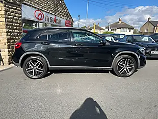 Used 2005 Mercedes-Benz Gla Urban Edition Black - Interior and Exterior details 10