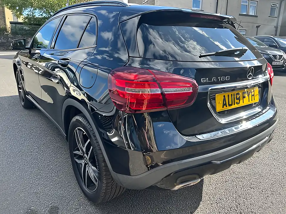 Used 2005 Mercedes-Benz Gla Urban Edition Black - Interior and Exterior details 7