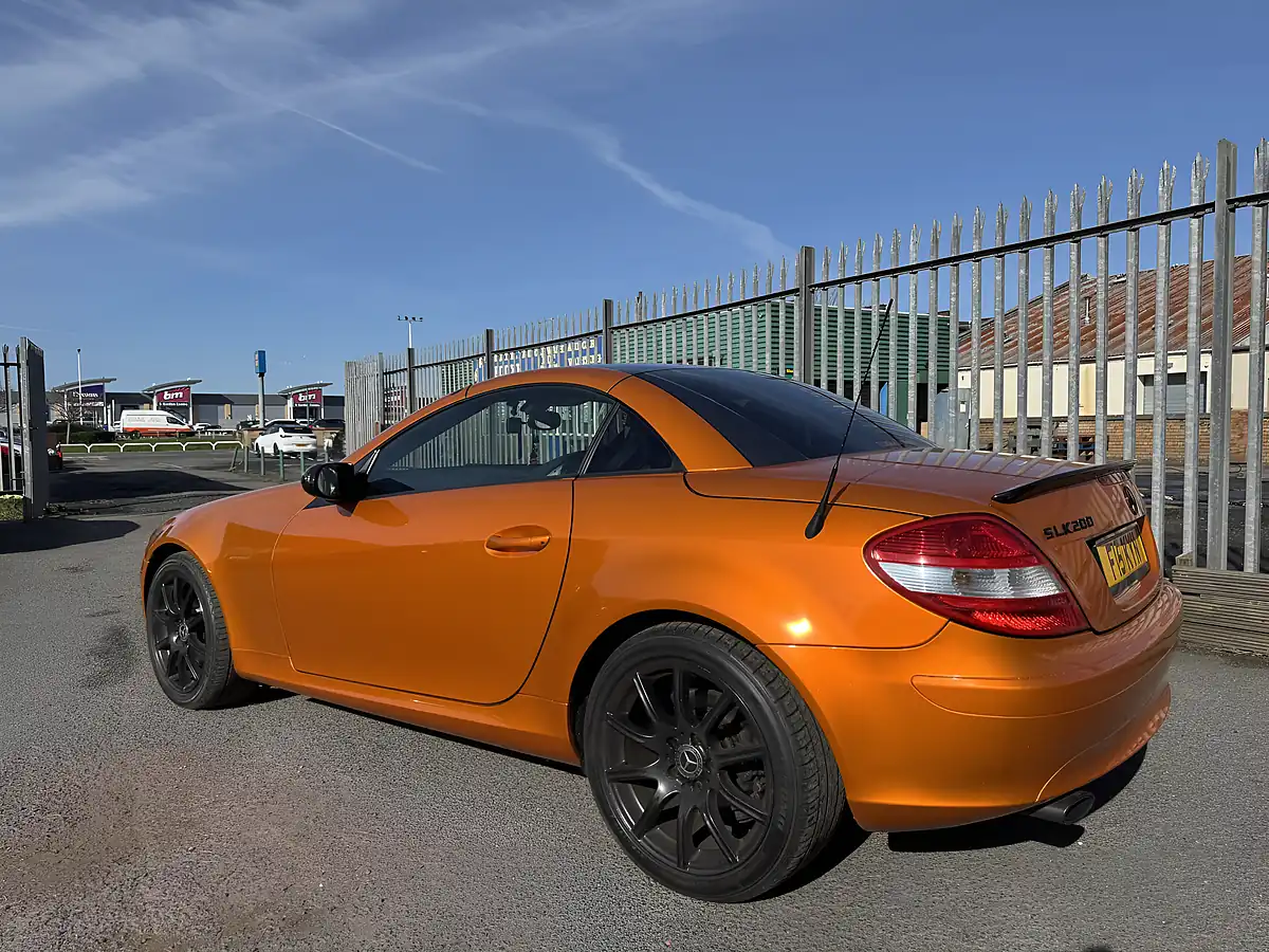Used 2005 Mercedes-Benz Slk 200 Orange - Interior and Exterior details 15