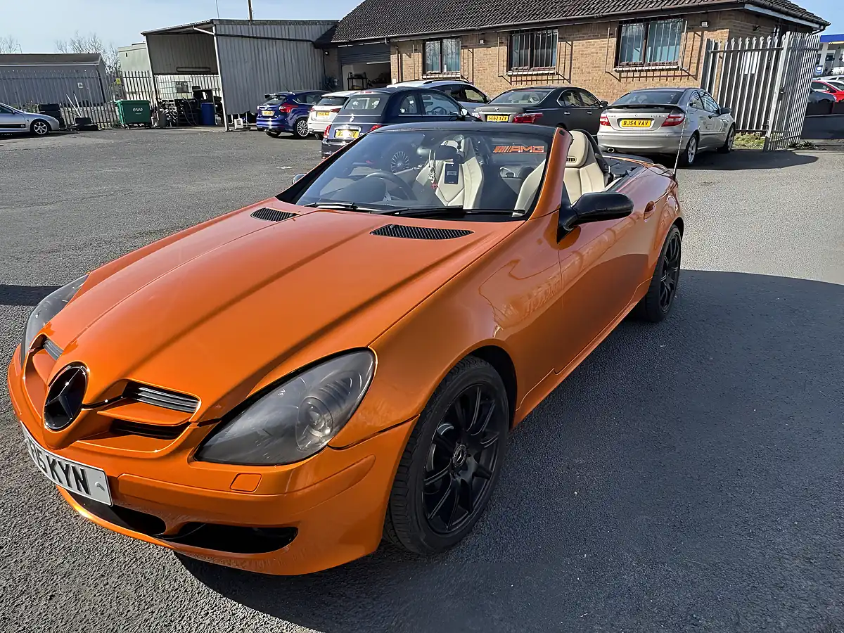 Used 2005 Mercedes-Benz Slk 200 Orange - Interior and Exterior details 3