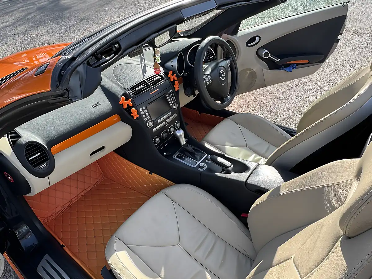 Used 2005 Mercedes-Benz Slk 200 Orange - Interior and Exterior details 6
