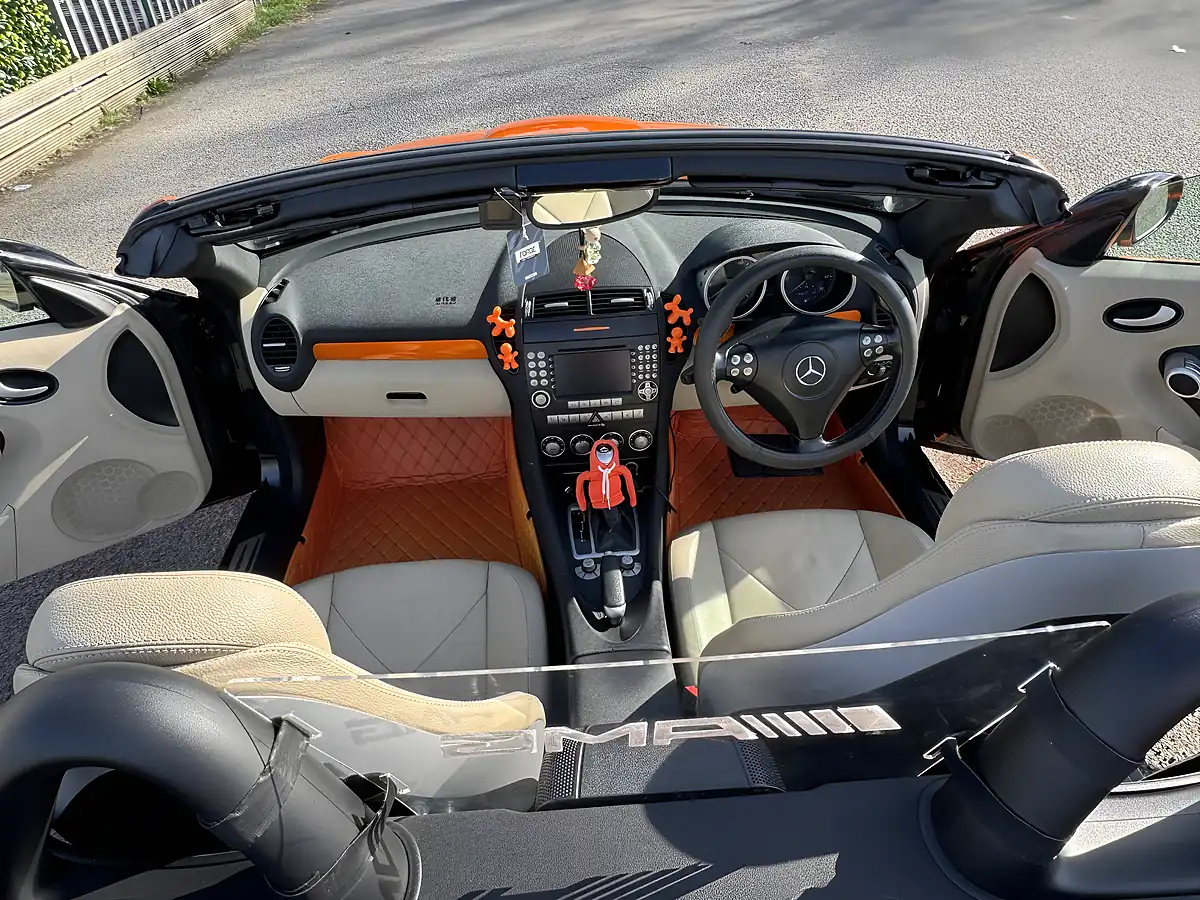 Used 2005 Mercedes-Benz Slk 200 Orange - Interior and Exterior details 7