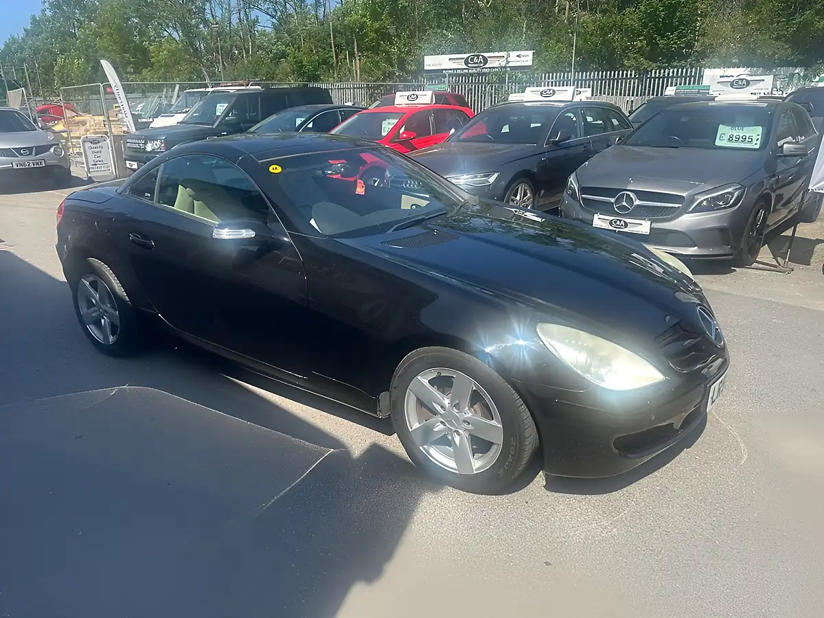 Used 2005 Mercedes-Benz Slk Convertible Black - Interior and Exterior details 15