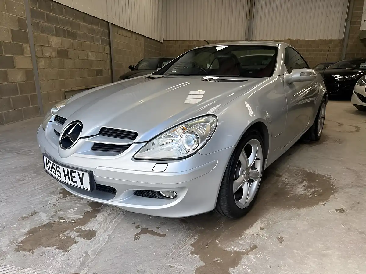 Used 2005 Mercedes-Benz Slk Convertible Silver - Interior and Exterior details 3