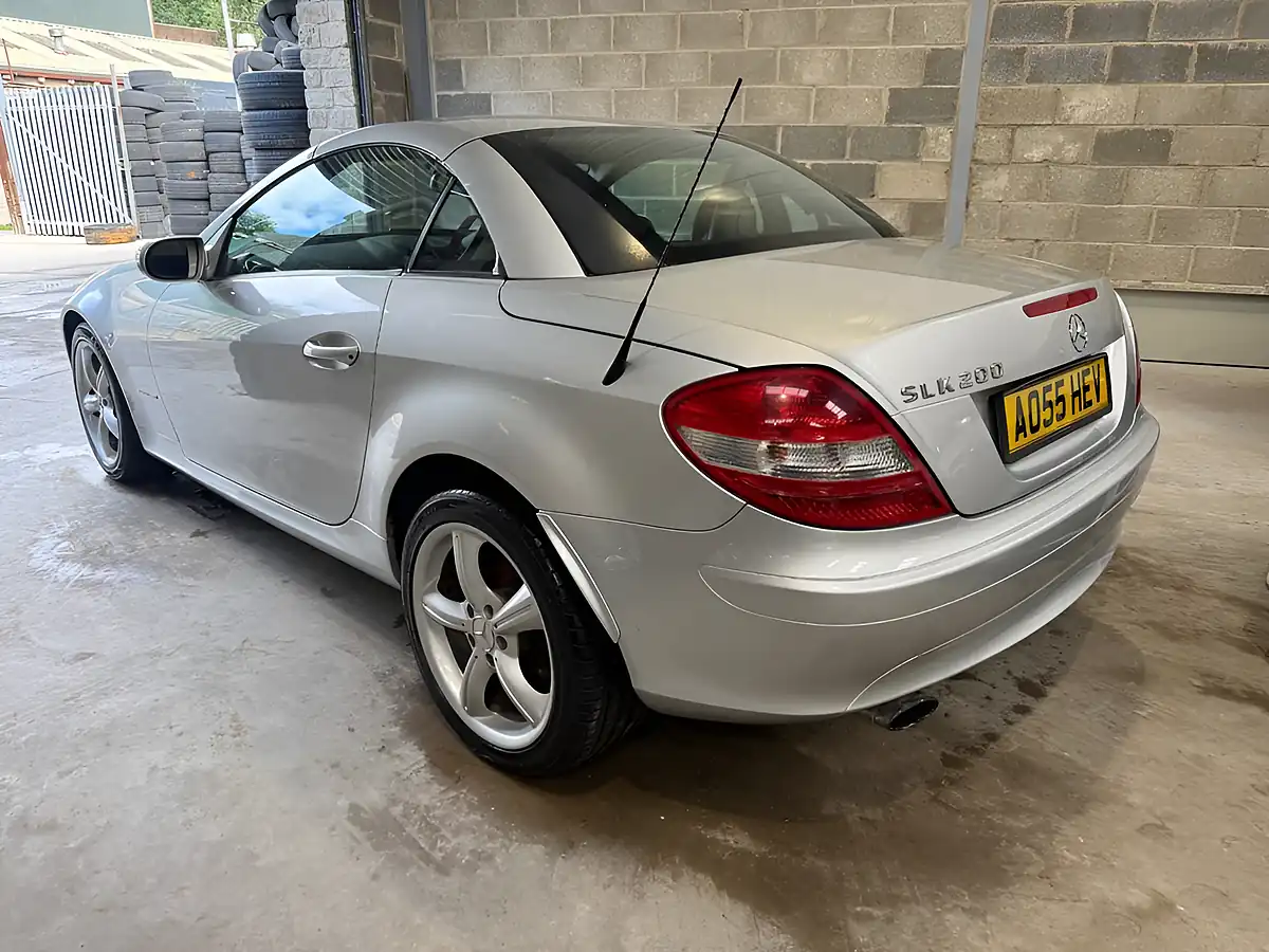 Used 2005 Mercedes-Benz Slk Convertible Silver - Interior and Exterior details 5