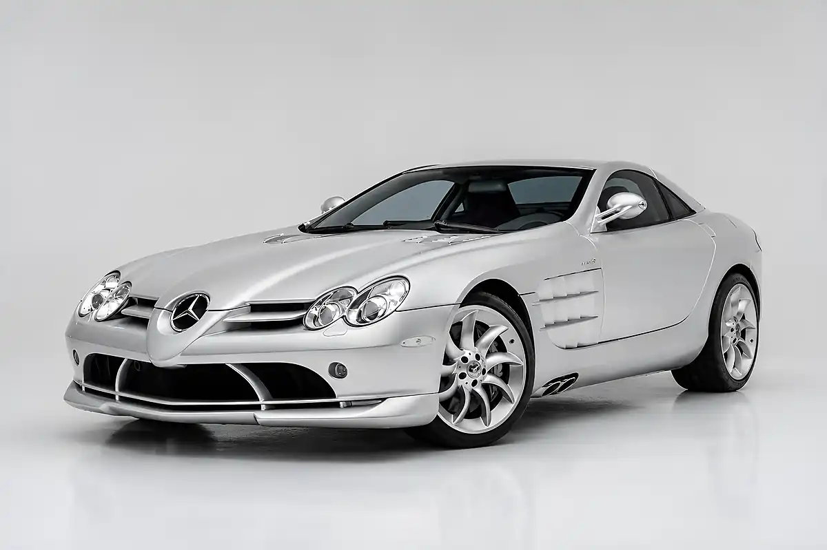 Used 2005 Mercedes-Benz Slr Mclaren Silver - Interior and Exterior details 10