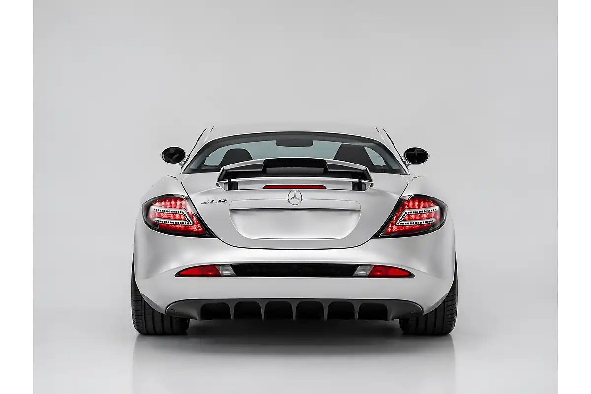 Used 2005 Mercedes-Benz Slr Mclaren Silver - Interior and Exterior details 7