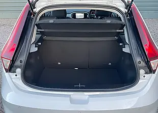 Used 2005 MG MG3 Exclusive Nav White - Interior and Exterior details 11