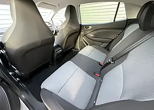Used 2005 MG MG4 Urban Premium Silver - Interior and Exterior details 16