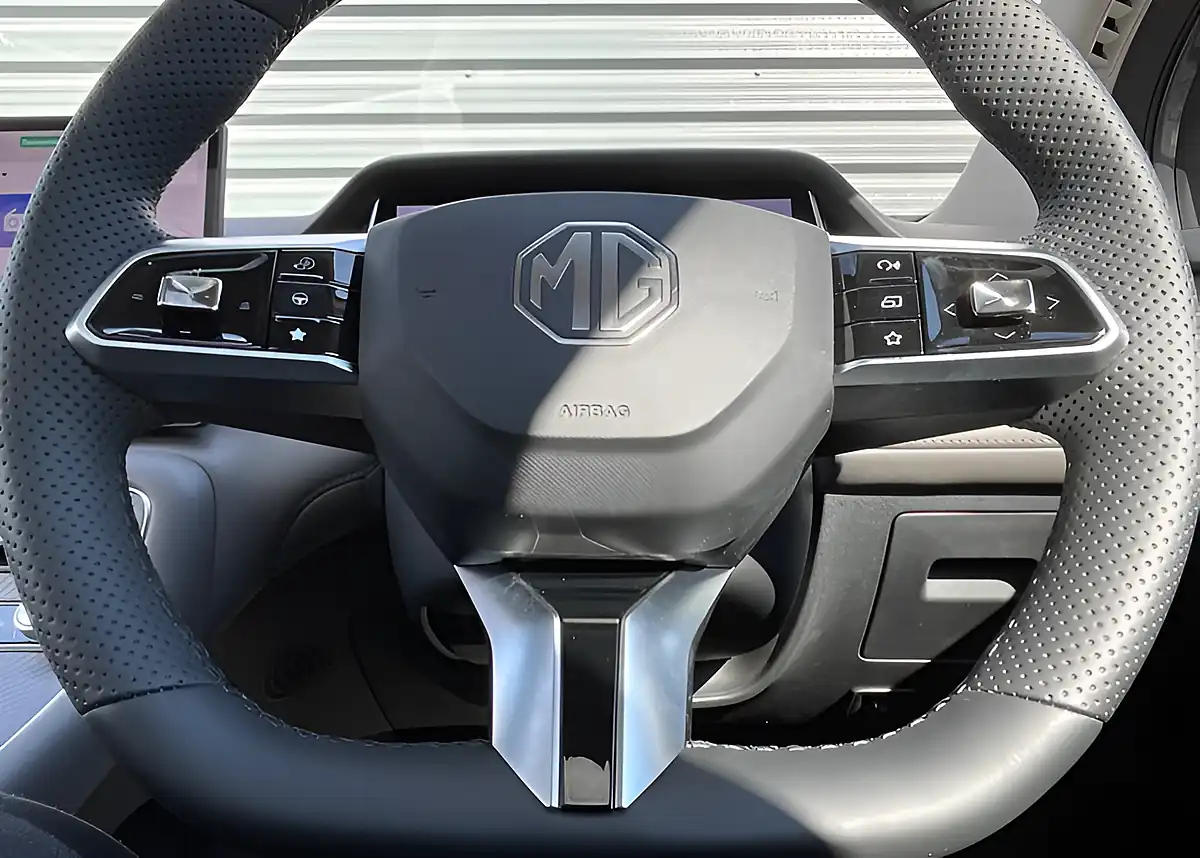 Used 2005 MG MGS6 EV Trophy Grey - Interior and Exterior details 19