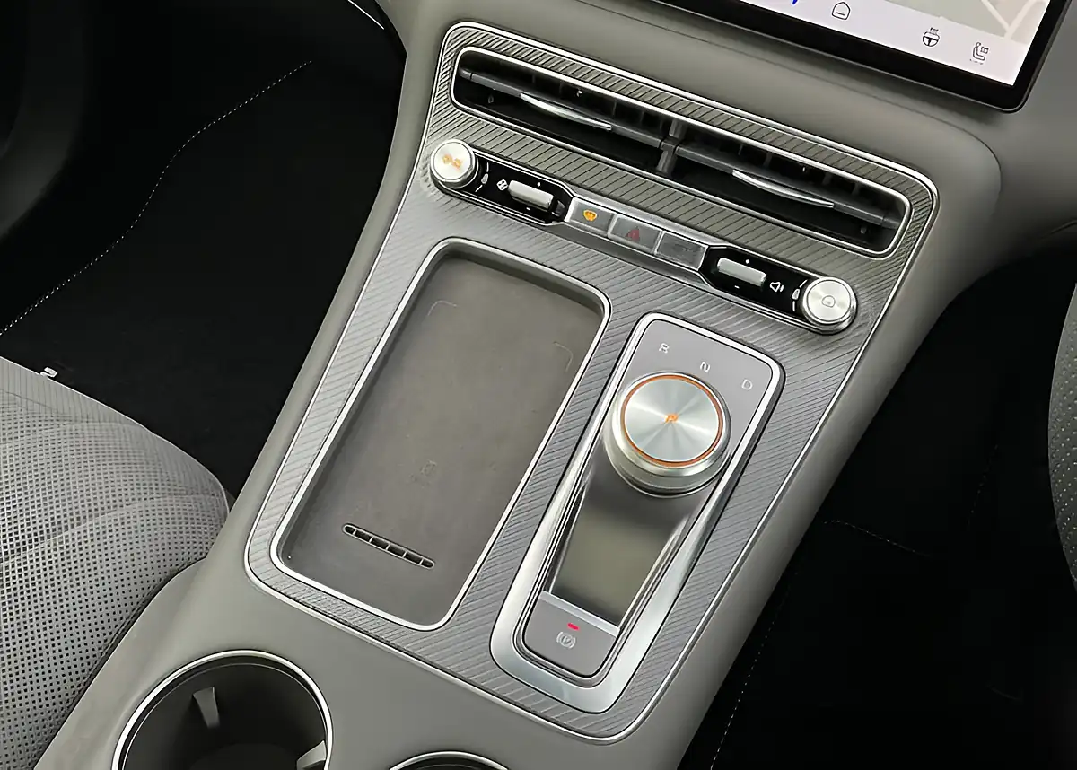 Used 2005 MG MGS6 Trophy - Interior and Exterior details 18