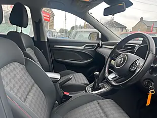 Used 2005 MG Zs Excite White - Interior and Exterior details 6