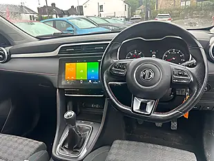 Used 2005 MG Zs Excite White - Interior and Exterior details 7