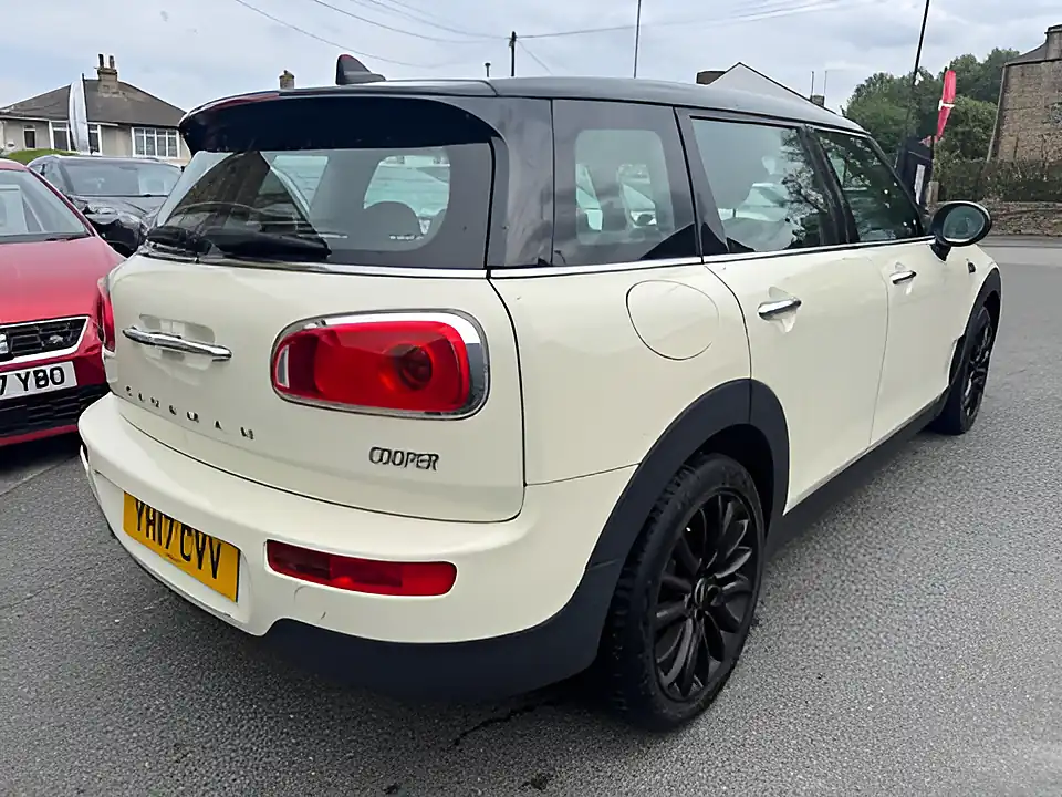 Used 2005 MINI Clubman Cooper White - Interior and Exterior details 6