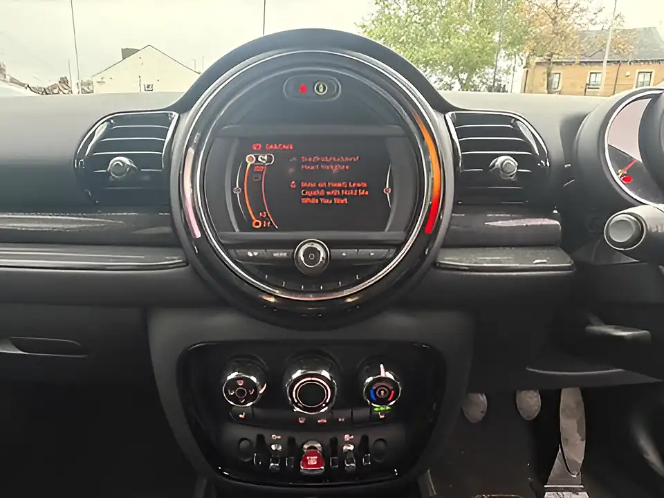 Used 2005 MINI Clubman Cooper White - Interior and Exterior details 10