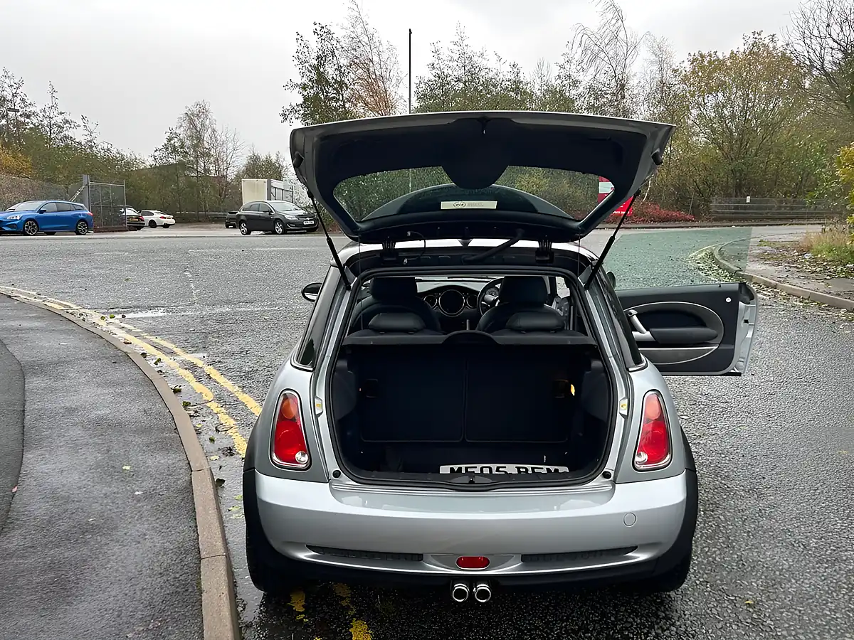 Used 2005 MINI Hatch Cooper S Pure Silver Metallic - Interior and Exterior details 12