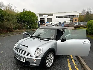 Used 2005 MINI Hatch Cooper S Pure Silver Metallic - Interior and Exterior details 13