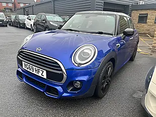 Used 2005 MINI Hatch Cooper Sport Starlight Blue - Interior and Exterior details 13