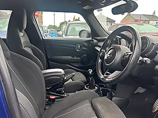 Used 2005 MINI Hatch Cooper Sport Starlight Blue - Interior and Exterior details 2