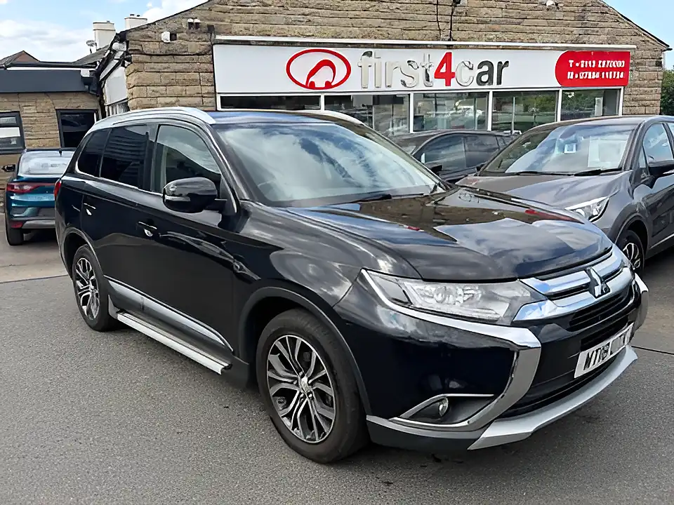 Used 2005 Mitsubishi Outlander 3 Black - Front View