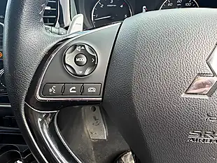 Used 2005 Mitsubishi Outlander 3 Black - Interior and Exterior details 10