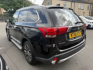 Used 2005 Mitsubishi Outlander 3 Black - Interior and Exterior details 4