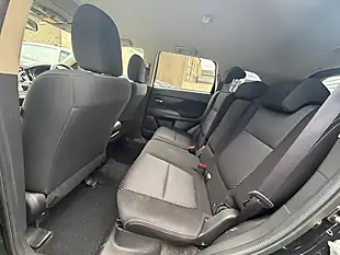 Used 2005 Mitsubishi Outlander 3 Black - Interior and Exterior details 7