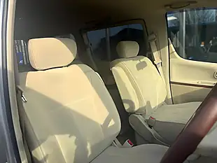 Used 2005 Nissan Elgrand Silver - Interior and Exterior details 16