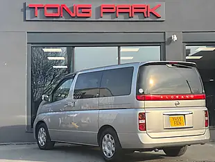 Used 2005 Nissan Elgrand Silver - Interior and Exterior details 2