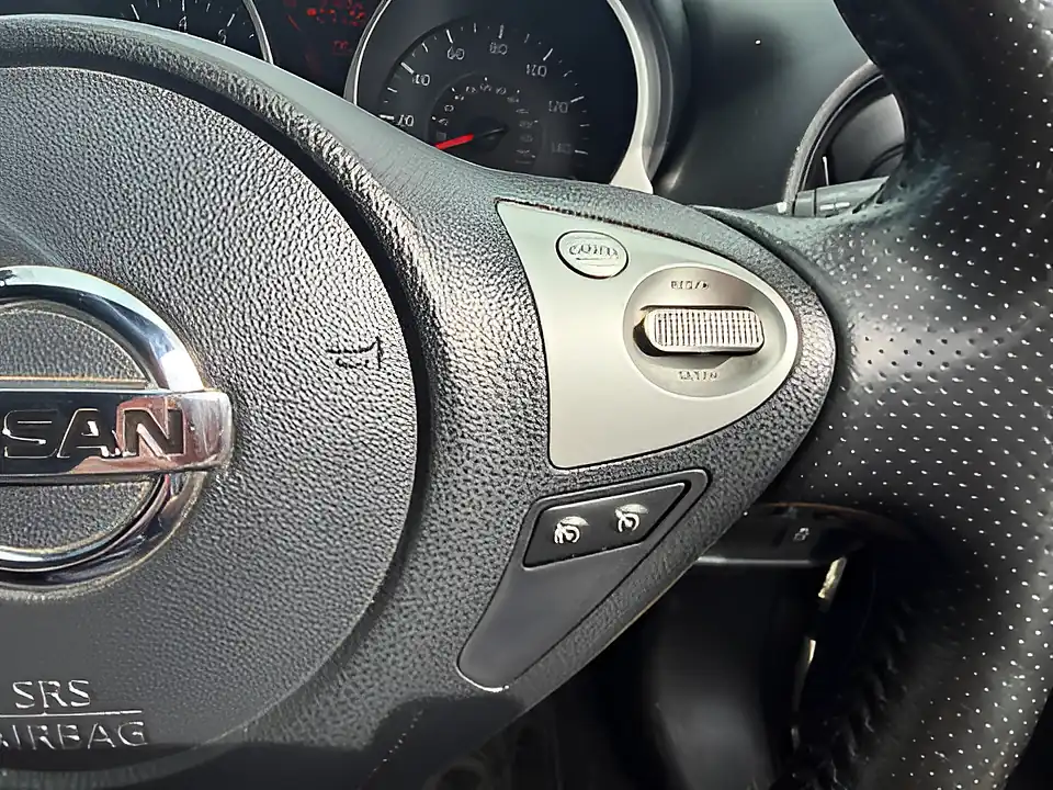 Used 2005 Nissan Juke N-Connecta Grey - Interior and Exterior details 11