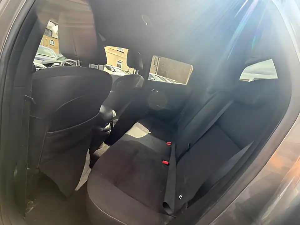 Used 2005 Nissan Juke N-Connecta Grey - Interior and Exterior details 9