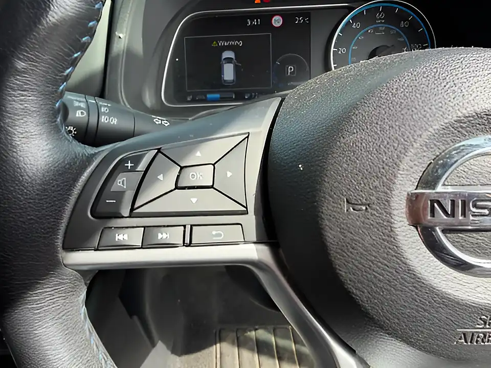 Used 2005 Nissan Leaf Launch Edition Grey - Interior and Exterior details 11