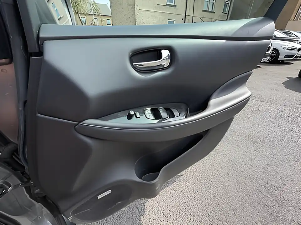 Used 2005 Nissan Leaf Launch Edition Grey - Interior and Exterior details 13