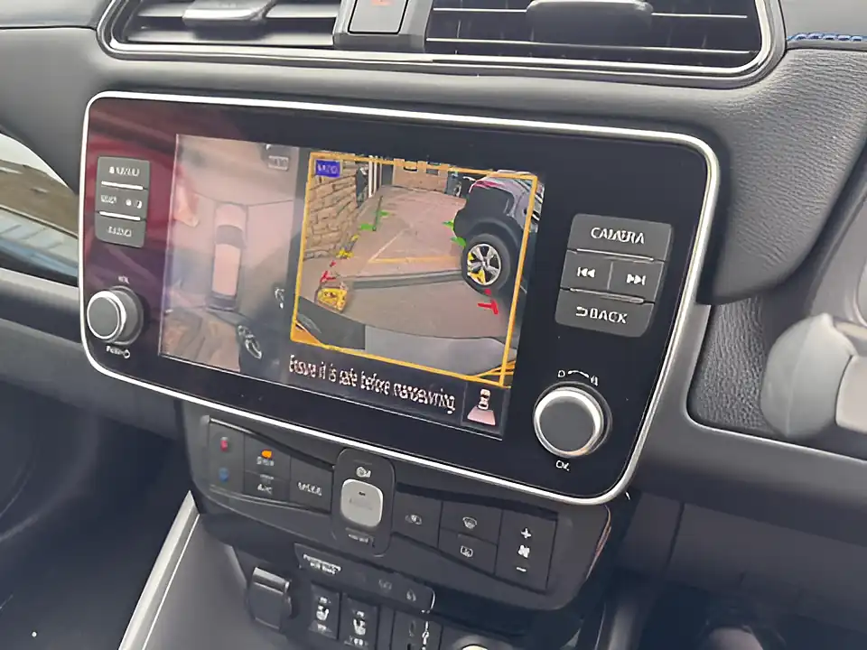 Used 2005 Nissan Leaf N-Connecta Black - Interior and Exterior details 15