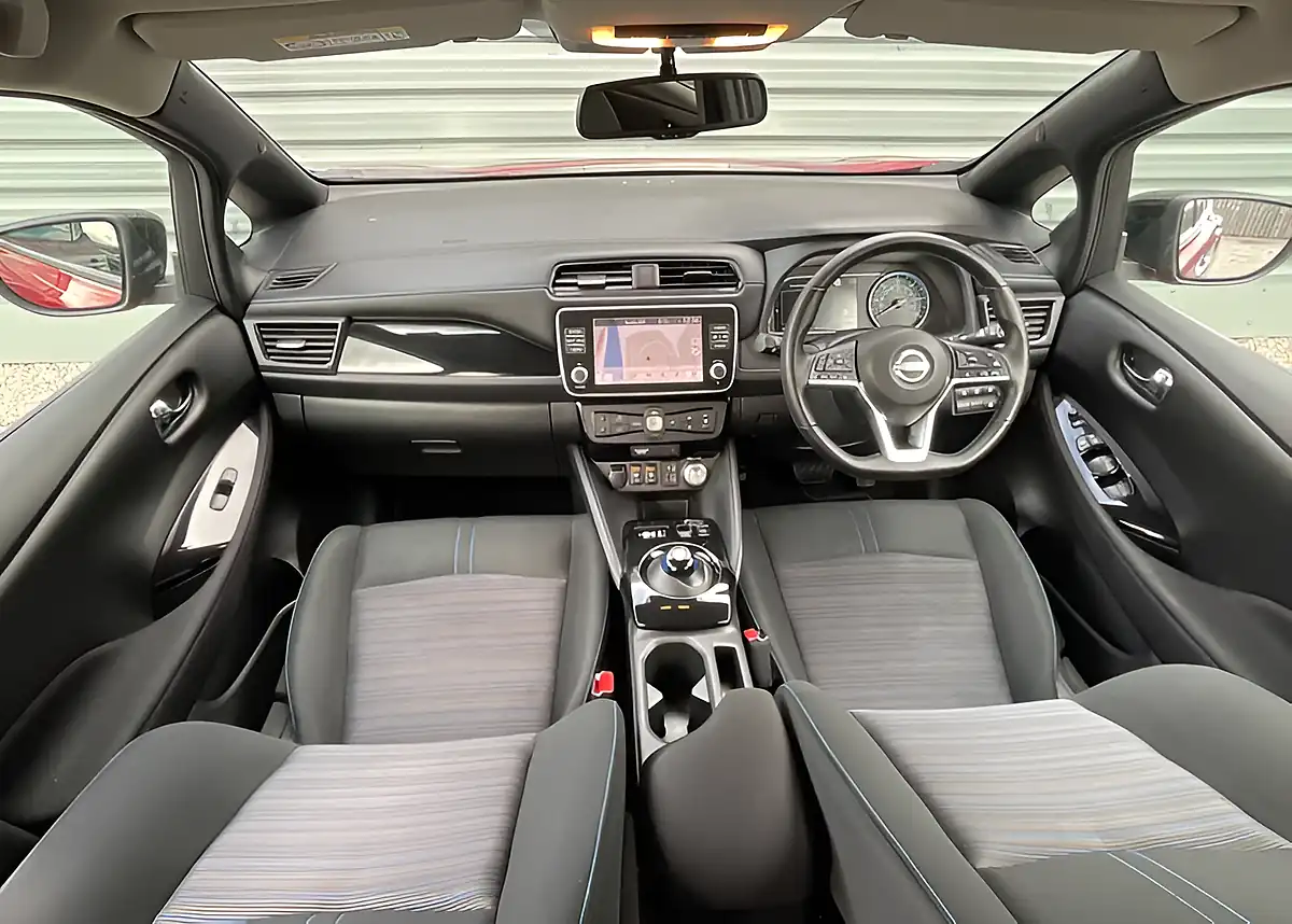 Used 2005 Nissan Leaf N-Connecta Red - Interior and Exterior details 12