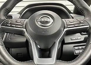 Used 2005 Nissan Leaf N-Connecta Red - Interior and Exterior details 18