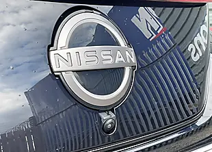 Used 2005 Nissan Leaf N-Connecta Red - Interior and Exterior details 5
