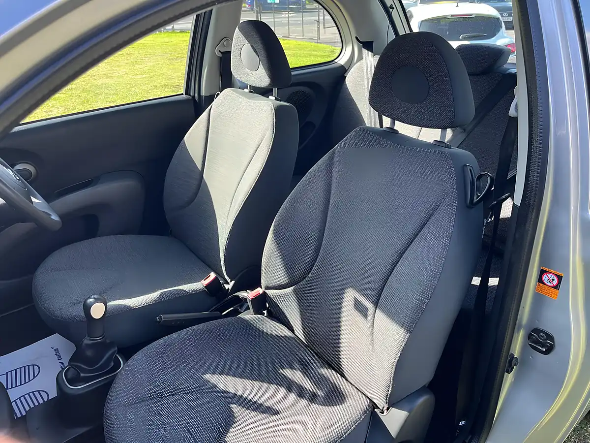 Used 2005 Nissan Micra - Interior and Exterior details 12