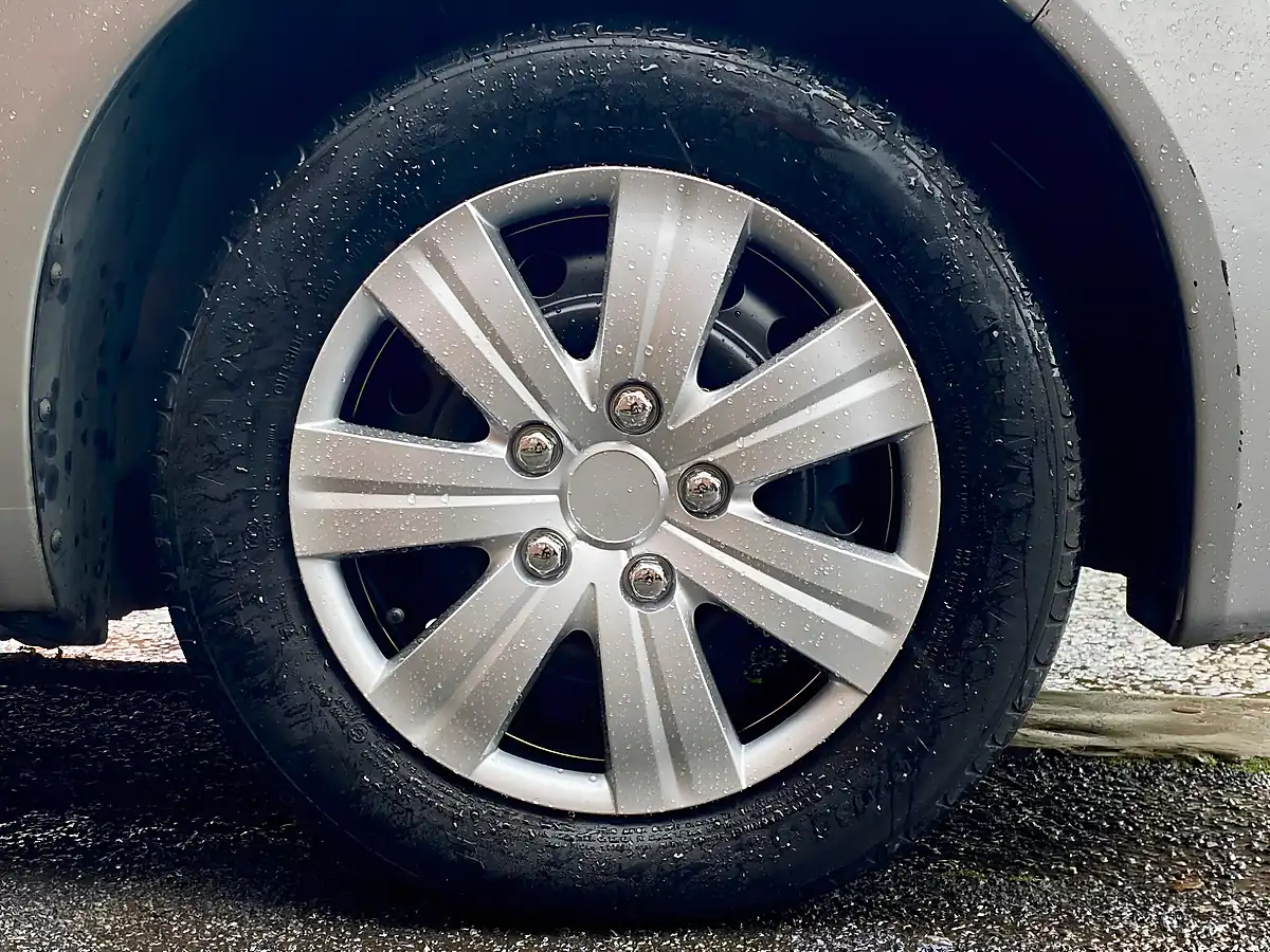 Used 2005 Nissan Micra - Interior and Exterior details 15