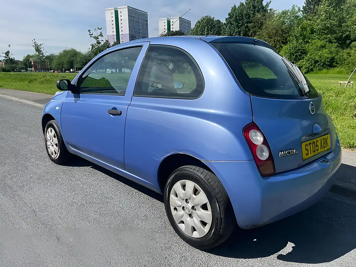 Used 2005 Nissan Micra S Blue - Interior and Exterior details 3