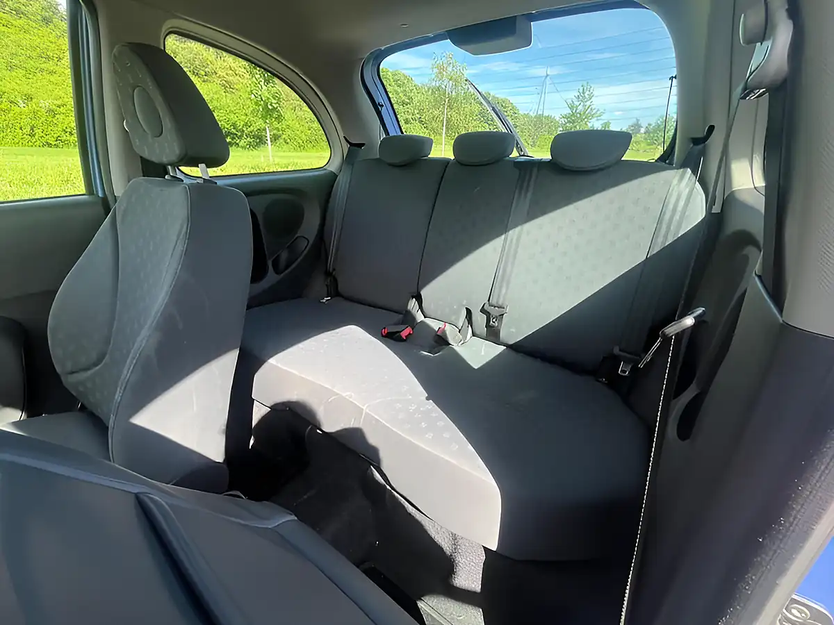 Used 2005 Nissan Micra S Blue - Interior and Exterior details 8