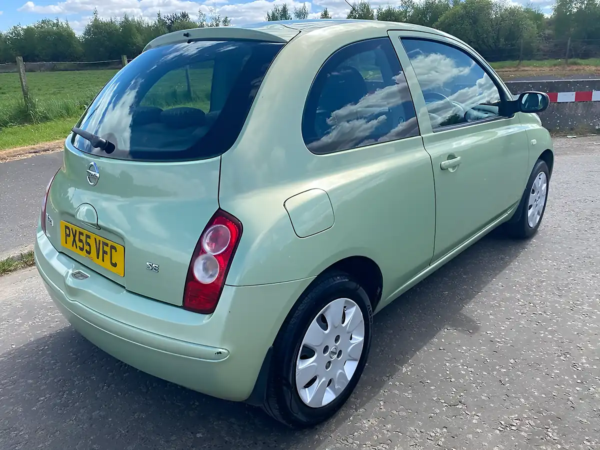 Used 2005 Nissan Micra Se Green - Interior and Exterior details 3