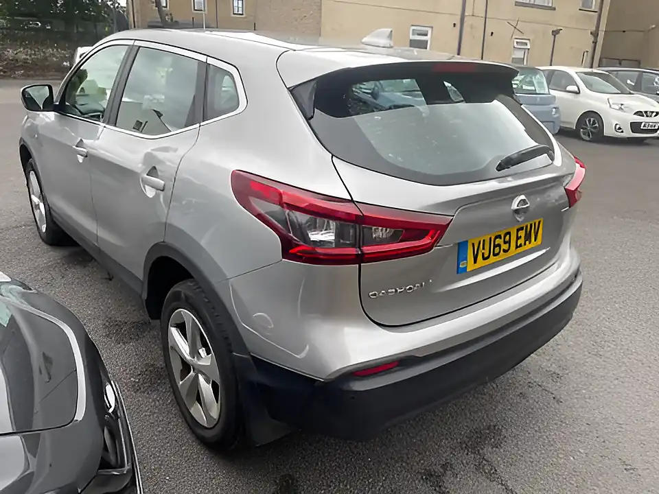Used 2005 Nissan Qashqai Acenta Premium Silver - Interior and Exterior details 4