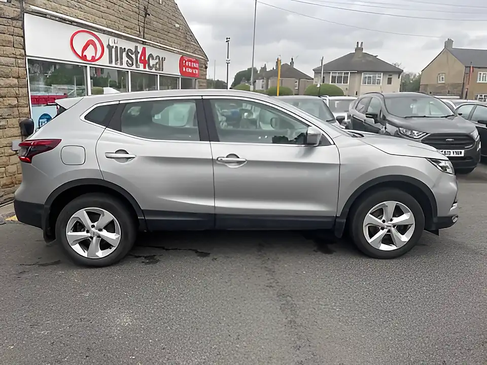 Used 2005 Nissan Qashqai Acenta Premium Silver - Interior and Exterior details 6