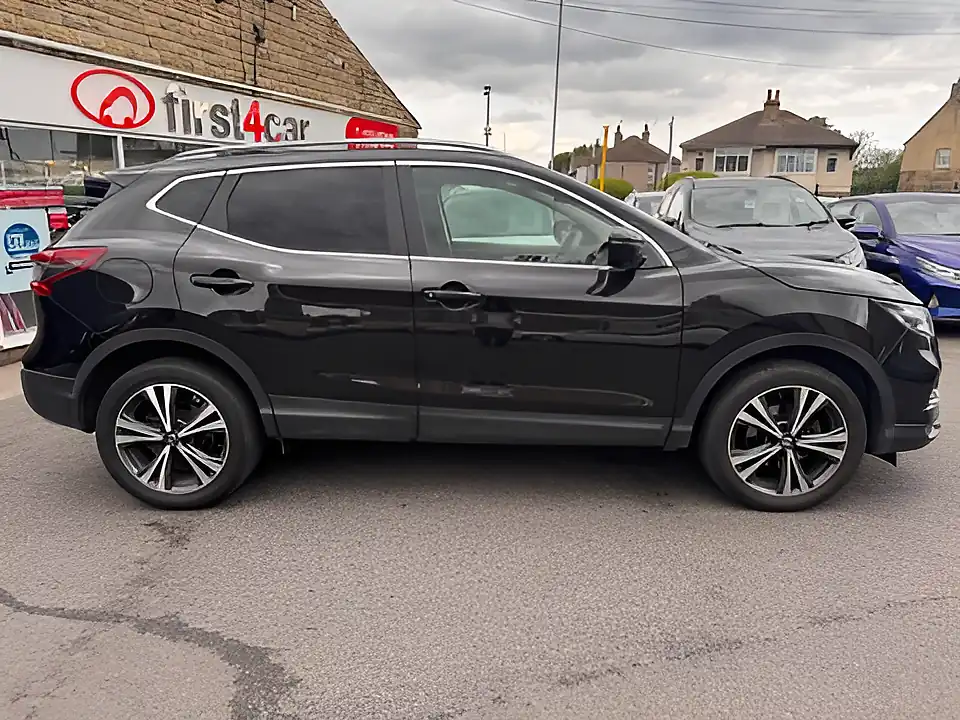 Used 2005 Nissan Qashqai N-Connecta Black - Interior and Exterior details 5