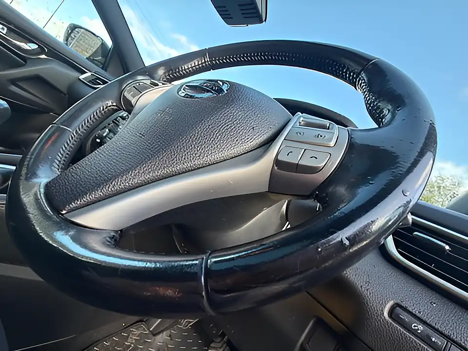 Used 2005 Nissan Qashqai N-Vision Black - Interior and Exterior details 13